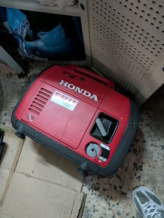 Generatore Honda inverter eu22i 2.2Kw