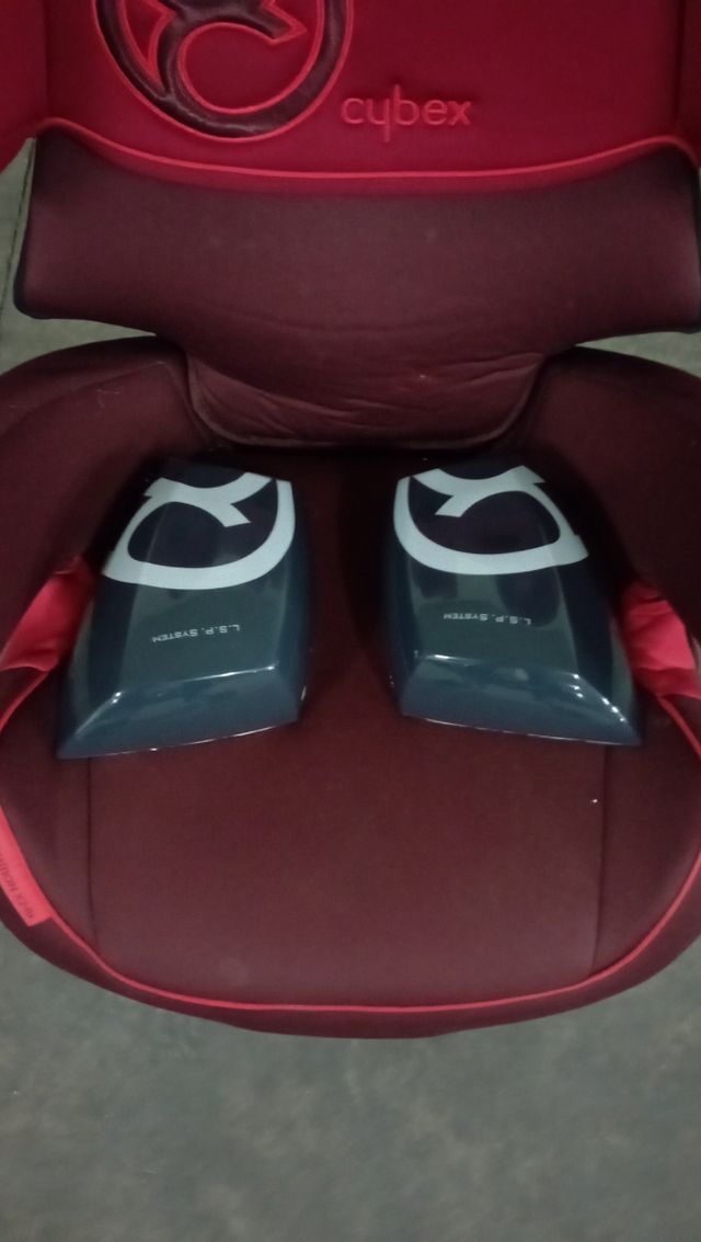 Silla de niño coche marca Cybex