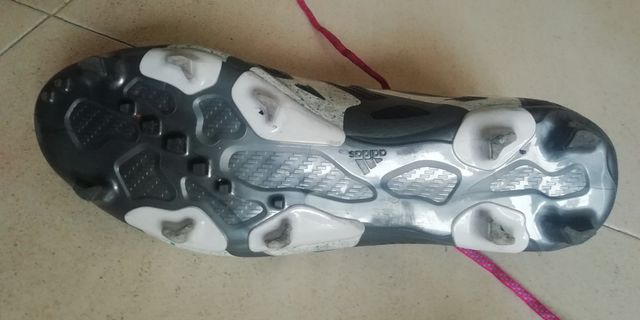 Botas de fútbol 11 talla 43 1/3