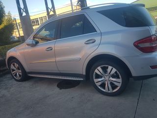 Mercedes-Benz Clase M 2010