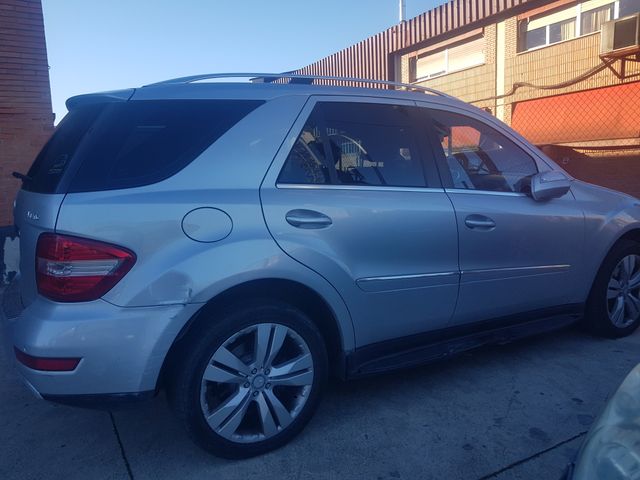 Mercedes-Benz Clase M 2010