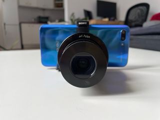 Sony QX100. Cámara Profesional para Smartphone 