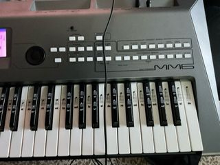 teclado Yamaha mm6