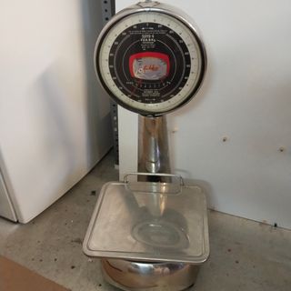 Bascula antigua de comercio