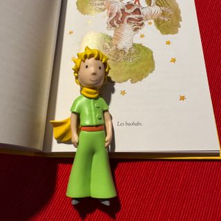 Le Petit Prince + figura + 4 postales NUEVO