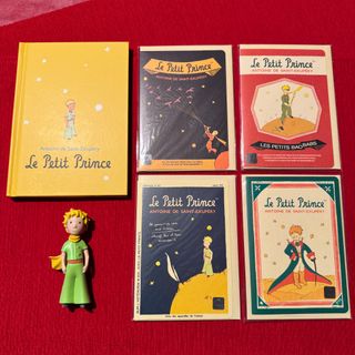 Le Petit Prince + figura + 4 postales NUEVO