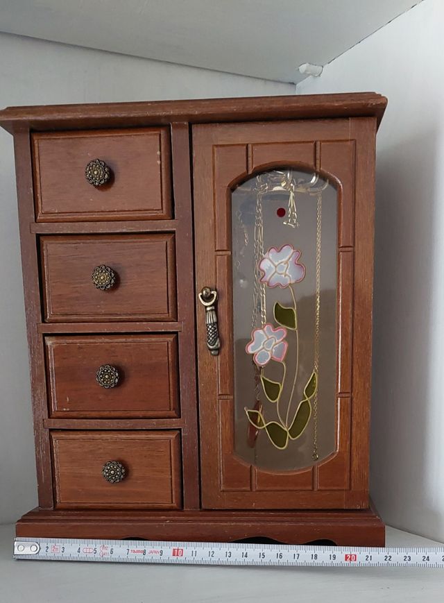 Joyero musical de madera