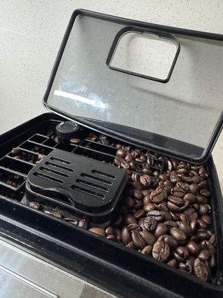 Cafetera Expresso Superautomática DeLonghi