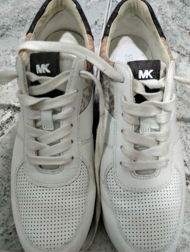 Zapatillas Michael Kors
8,5 m