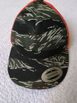 GORRA VISERA CAMUFLAJE, CAZA, PESCA, CAMPO. NUEVA.