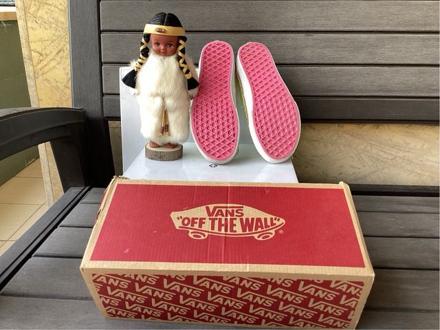 Zapatillas Vans. Talla 36.5