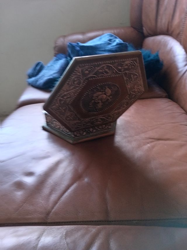 Caja india exagonal en plata