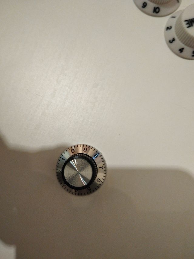 2 Manopole potenziometro