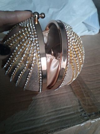 Bolso bola dorada