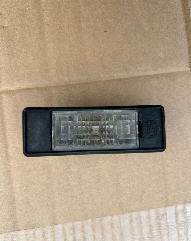 Luces de matricula Citroen C4