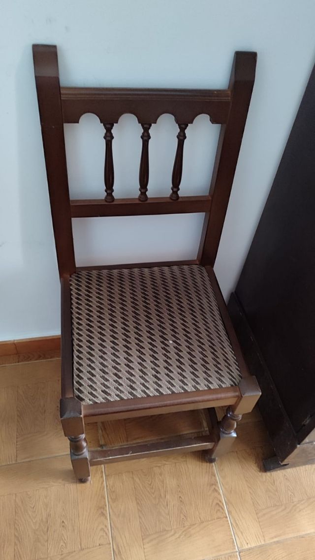 Sillas madera maciza