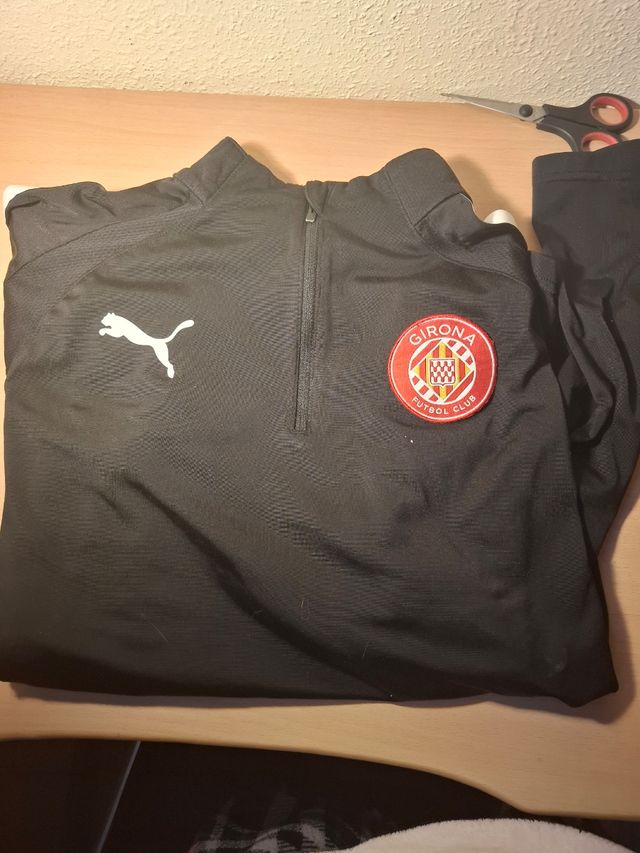 Sudadera roja del Girona 2022