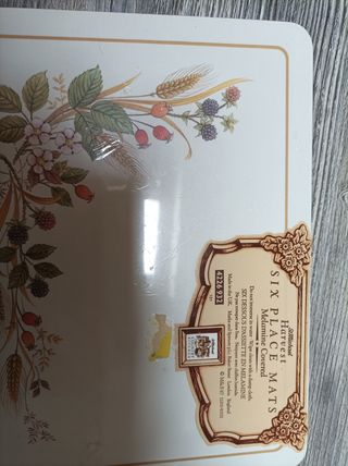 Juego de bajoplatos y posavasos ingleses