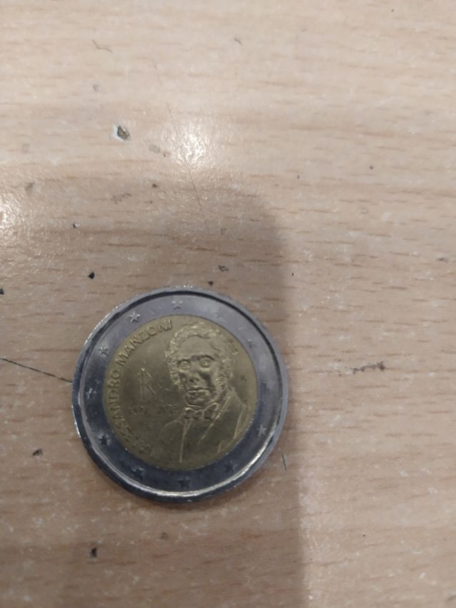 Moneta da 2 euro con Manzoni