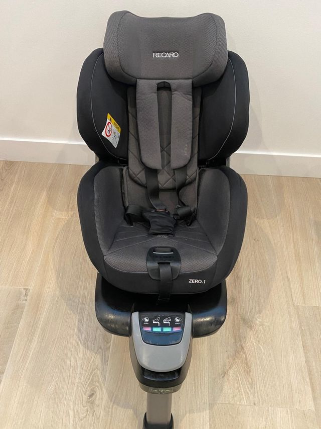 Silla coche bebe Recaro. De 0 a 4  años