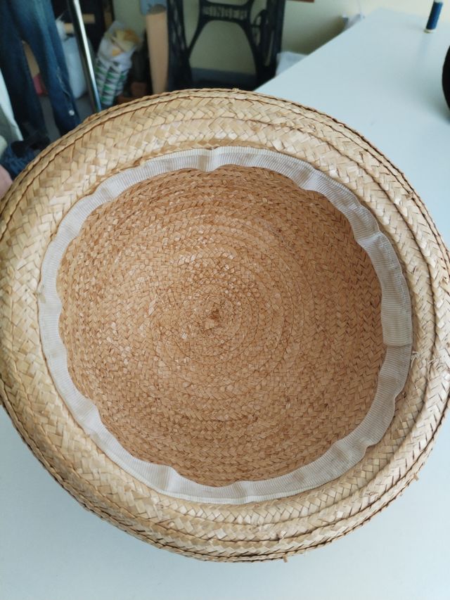 Sombrero antiguo paja niña