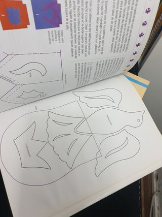 2 libros de artesania decoración