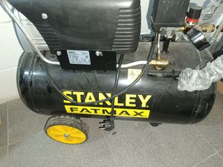 Compresor aire Stanley como nuevo