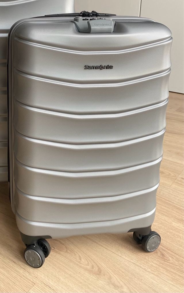 Maleta de Cabina Samsonite - precintada - nueva