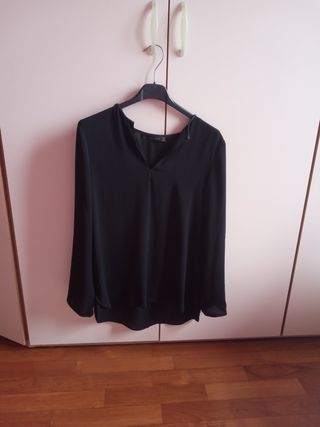 Camicia donna nera Zara elegante.
