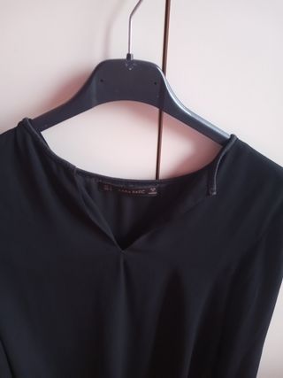 Camicia donna nera Zara elegante.