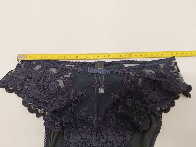 Slip con tulle ricamato La Perla blu scuro