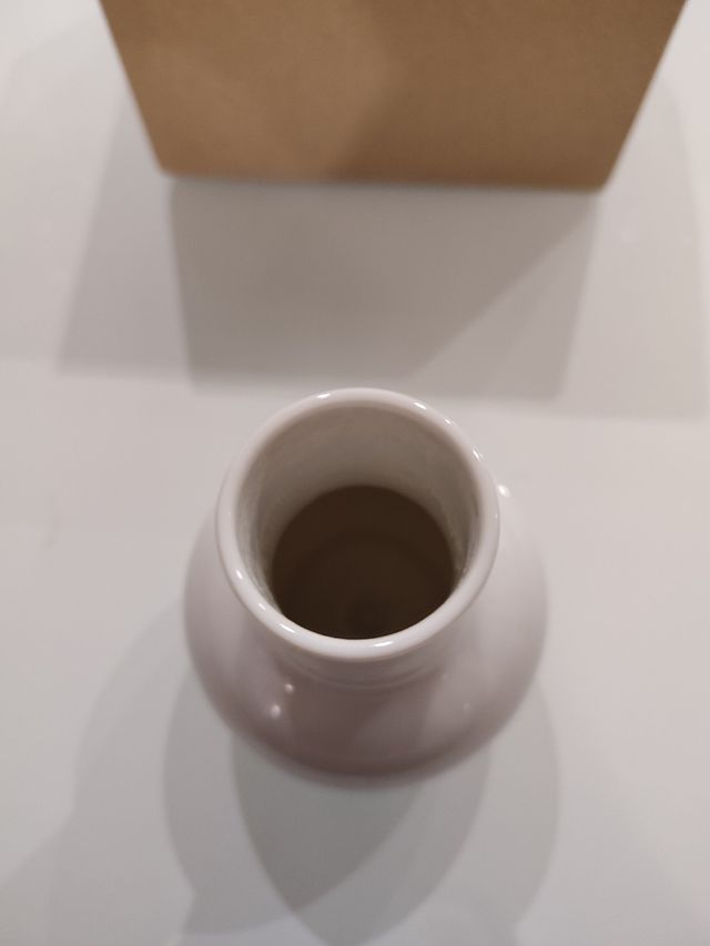 Jarrón blanco pequeño