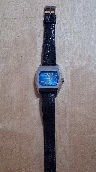 RELOJ DE PILSERA OYAKA