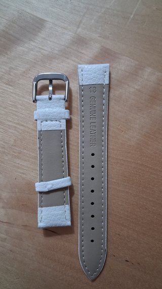 RELOJ DE PILSERA OYAKA
