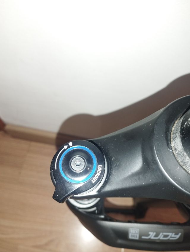 Horquilla ROCKSHOX 27,5" JUDY 100mm