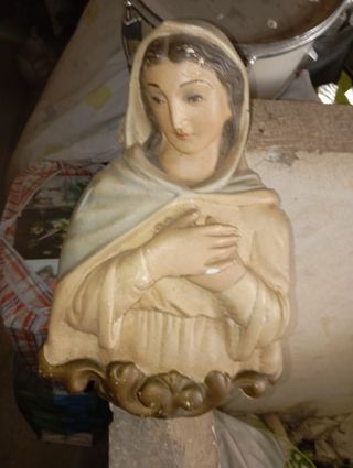 Virgen de escayola