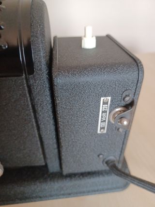 Proyector antiguo Noris Halogen 150, Alemania 1960