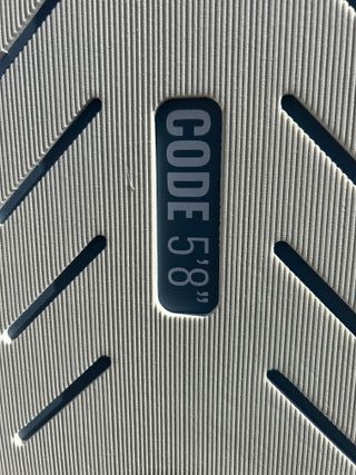 Tabla de foil Cabrinha code 5.8 118L 2022