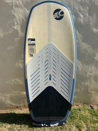 Tabla de foil Cabrinha code 5.8 118L 2022