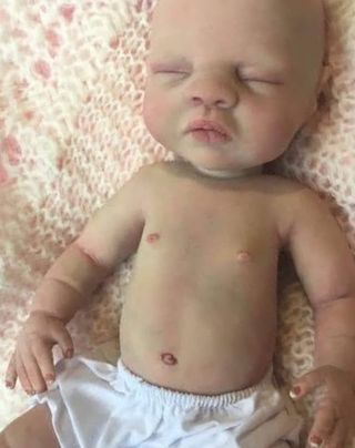 Bebé reborn realista 