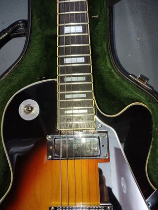 Guitarra Guild de armond