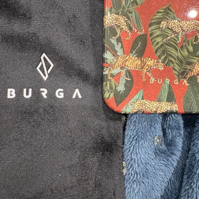 Funda nueva de Burga para iPhone 12