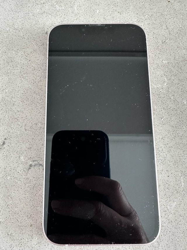 iPhone 13 rosa Nuevo