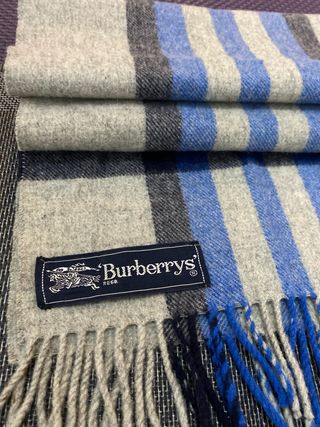BUFANDA BURBERRYS
