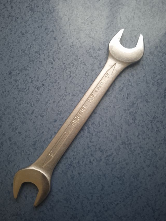 Llaves fijas de marca 