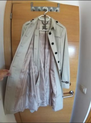 Gabardina  Burberry gris claro