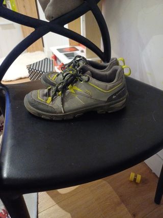 Zapatillas de monte QUECHUA