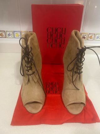 Botin de señora de piel de ante de Carolina Herrer