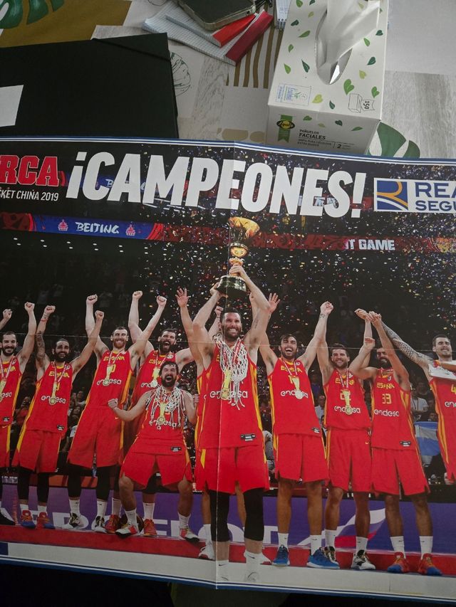 Poster selección española de baloncesto