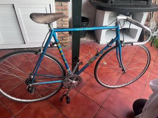 Bicicleta antigua de carrera